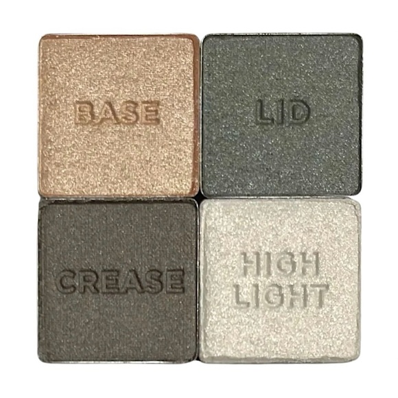 Victoria’s Secret Heiress Eyeshadow Quad - Picture 1 of 1